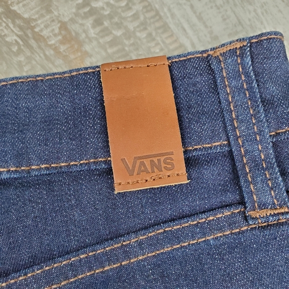 Vans Boyfriend Cuff Shorts - Picture 8 of 8